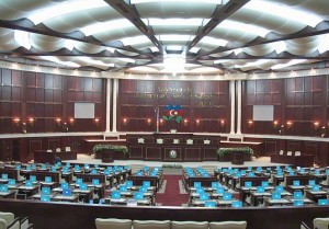 натяжные потолки сложной формв в парламентском зале фото